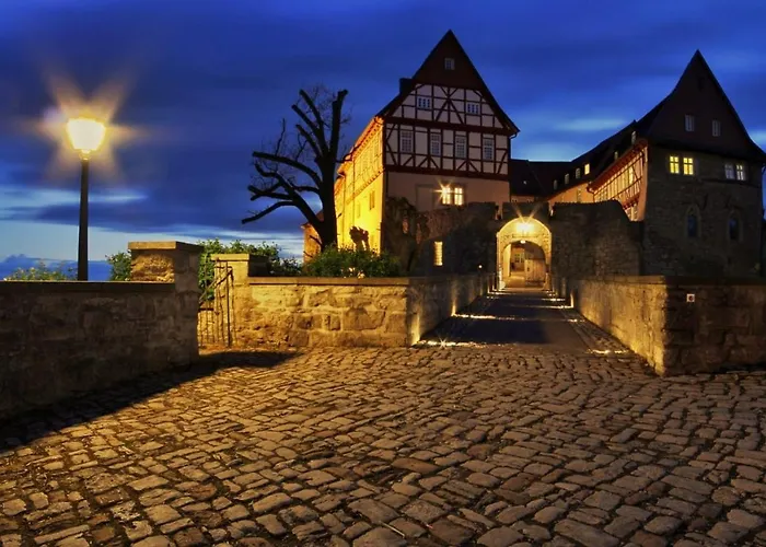 Burg Bodenstein Otel *