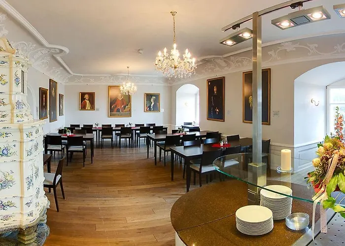 Szálloda Burg Bodenstein *