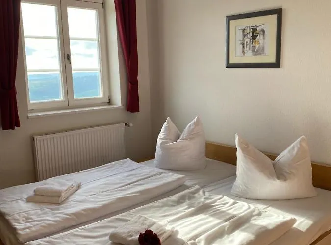 Burg Bodenstein Otel